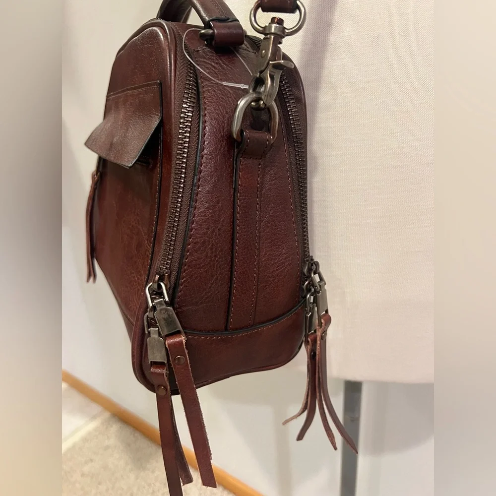 IVTG Vintage Handmade Real Leather Crossbody Satchel - Picture 3 of 8